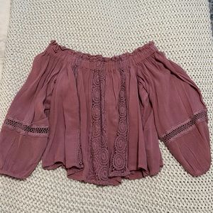 AMERICAN EAGLE CROCHET BLOUSE